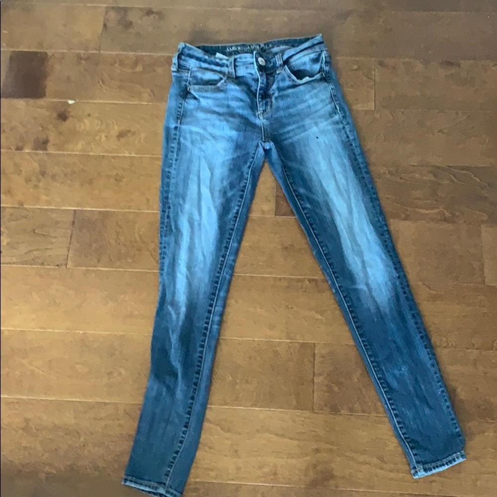 Blue denim American Eagle jeans (size 2)